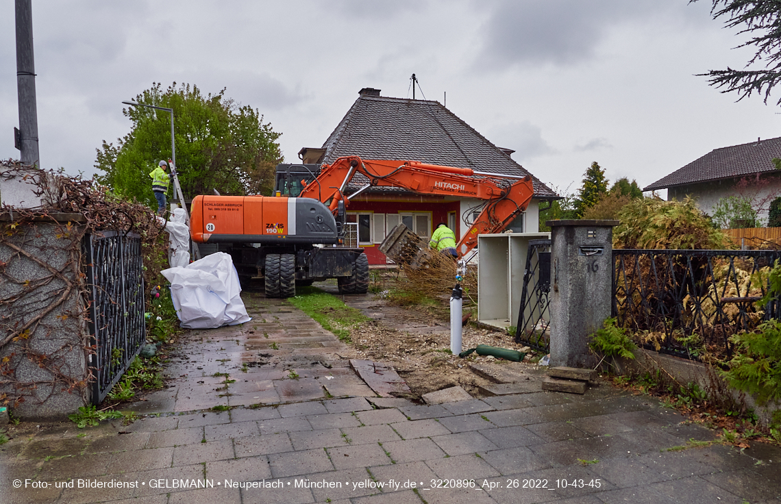 26.04.2022 - Baustelle Niederalmstraße 16